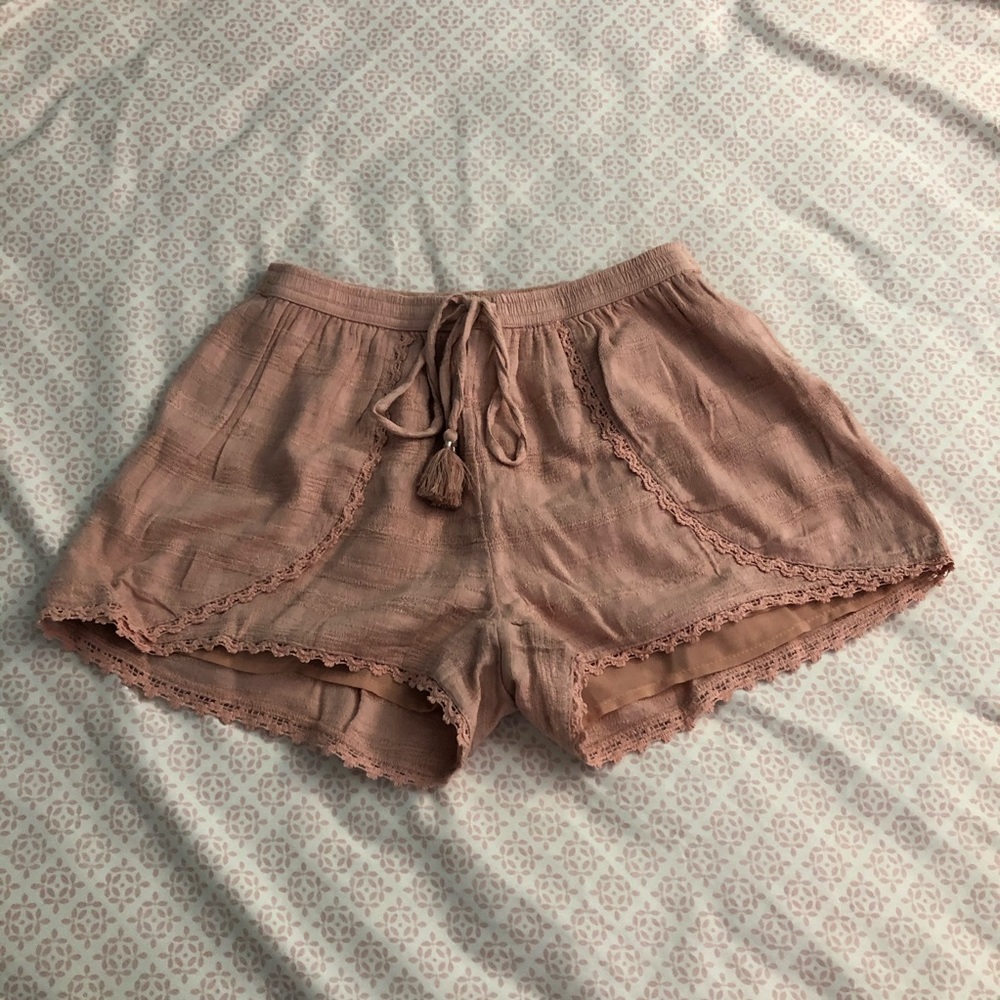 american eagle flowy shorts
